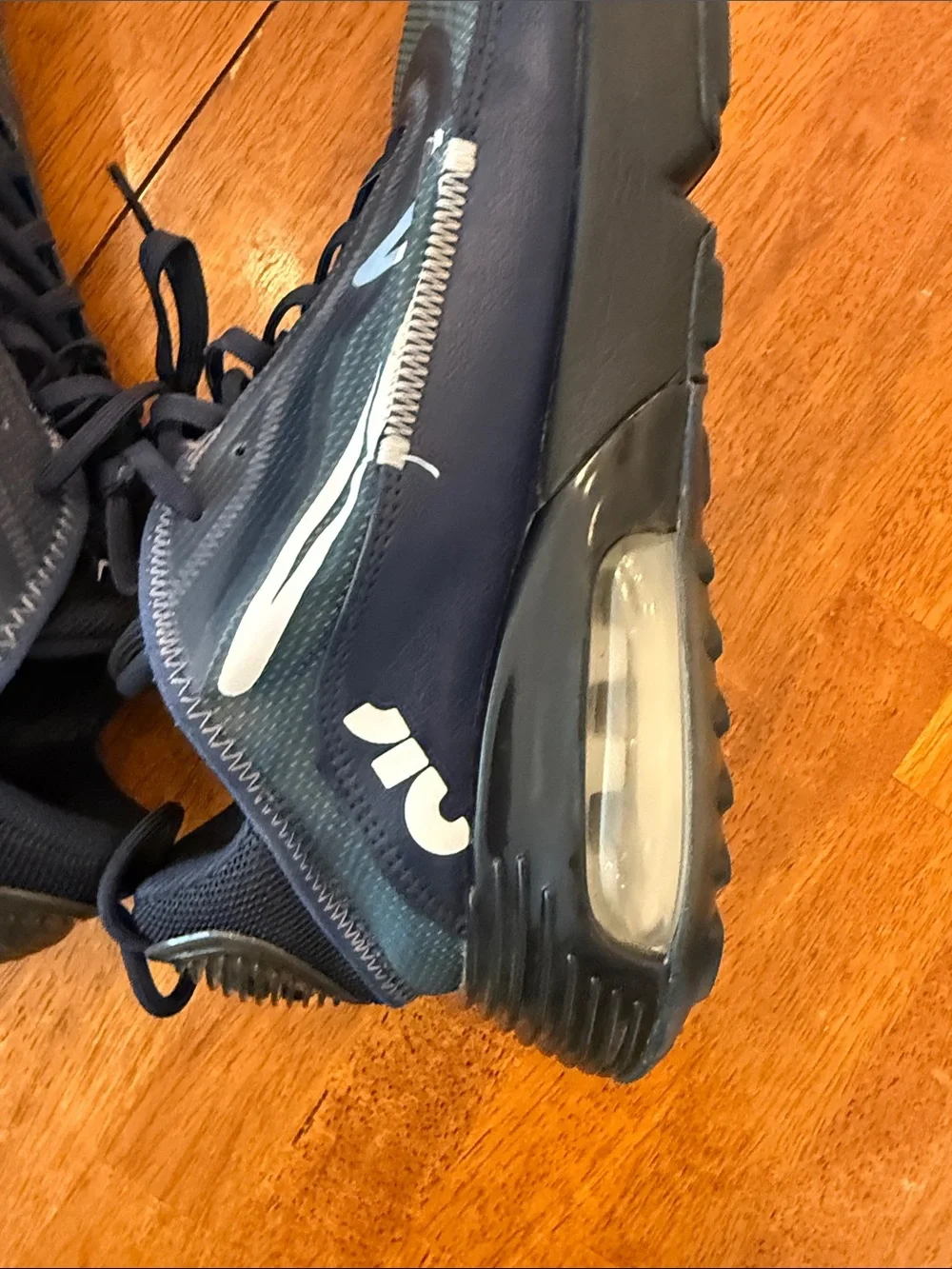 Nike lightweight sneakers